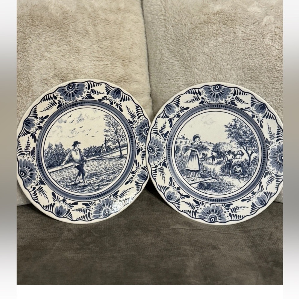 2 LUNEVILLE STUDIO 10” Plates Blue White Chinoiserie Toile Style FRANCE Cottage